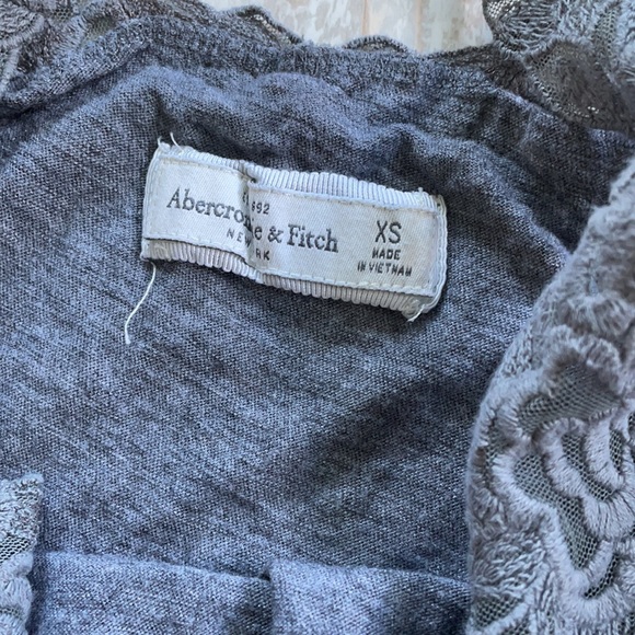 2 Abercrombie lace tanks - Picture 2 of 6